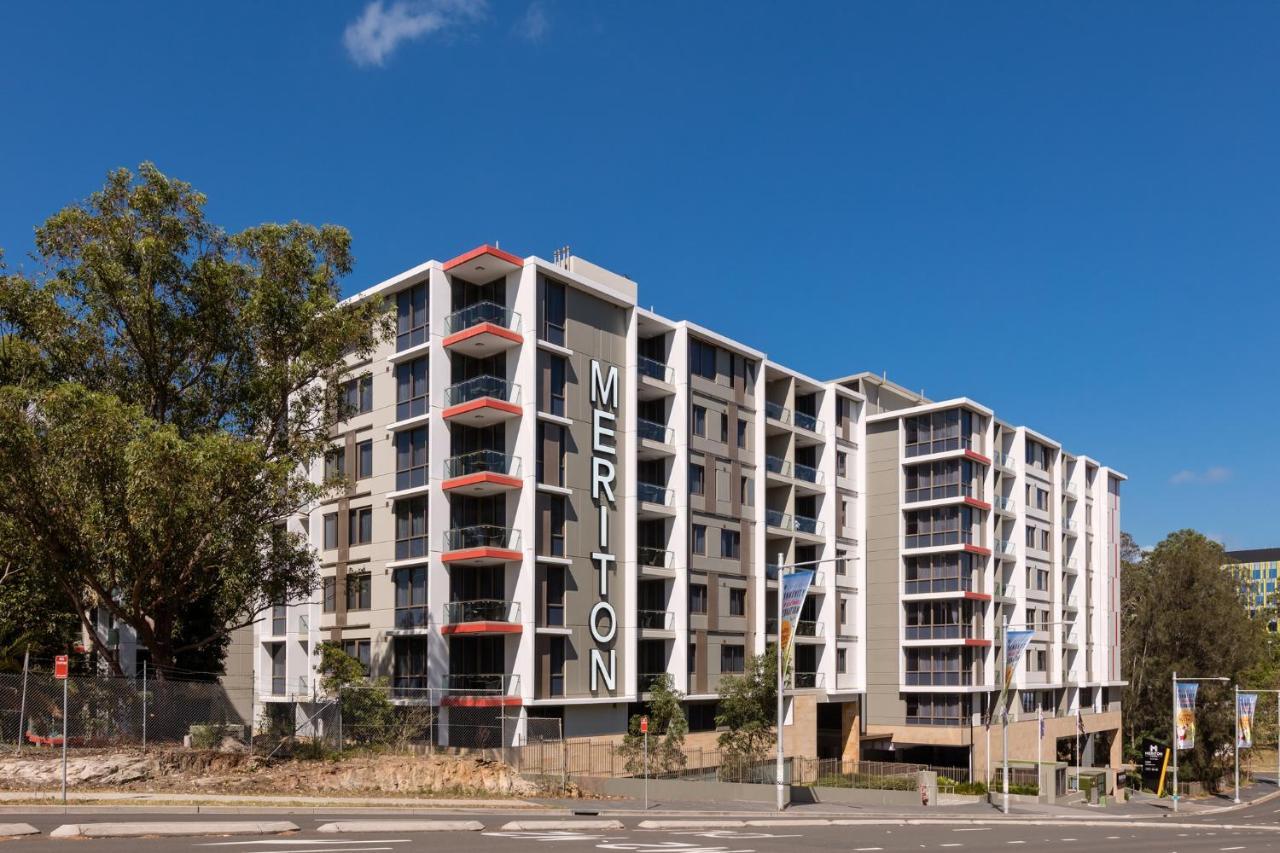 Meriton Suites North Ryde Sidney Exterior foto The apartment building, 2015