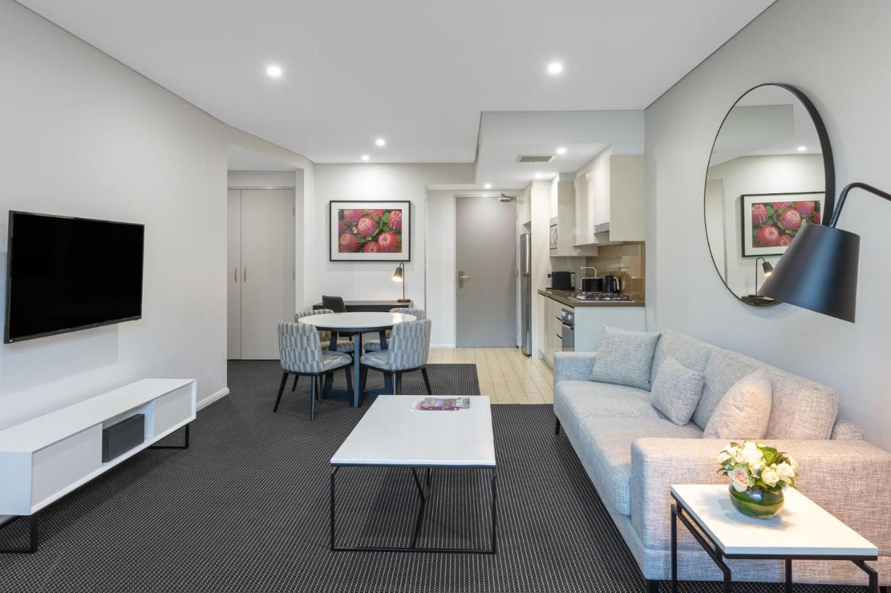 Meriton Suites North Ryde Sidney Exterior foto A typical apartment at the hotel